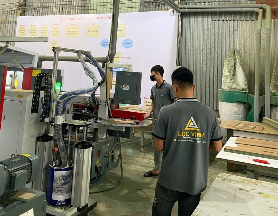 ban-lam-viec-da-lat-2